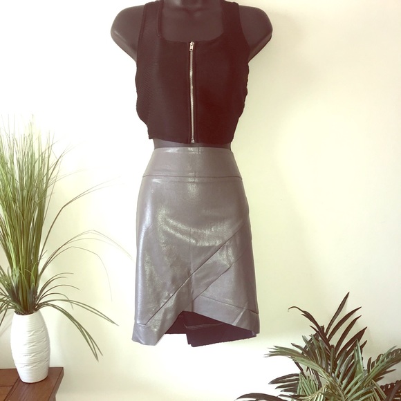 MissGuided Faux Leather Grey Mini Skirt - Picture 2 of 8